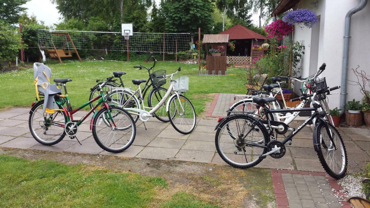 Pokoje Goscinne Renata Knitter Komnino Exterior foto
